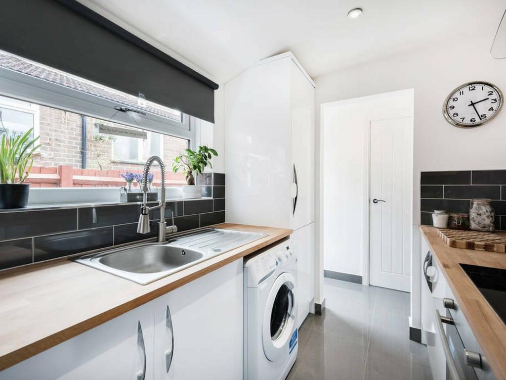 Cambridge House - Modern 2 Bedroom House, Close To Luton Airport & Town Centre מראה חיצוני תמונה