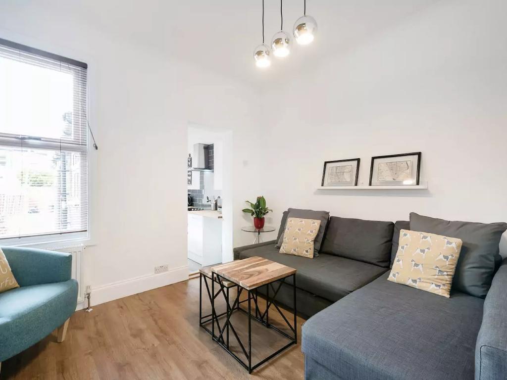 Cambridge House - Modern 2 Bedroom House, Close To Luton Airport & Town Centre מראה חיצוני תמונה